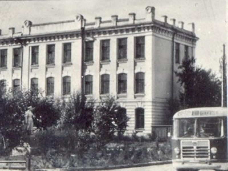 1960.